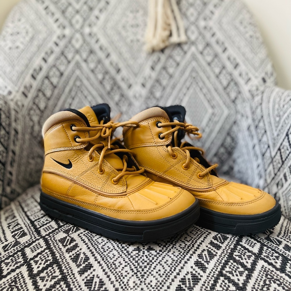 Kids Nike ACG Boots
